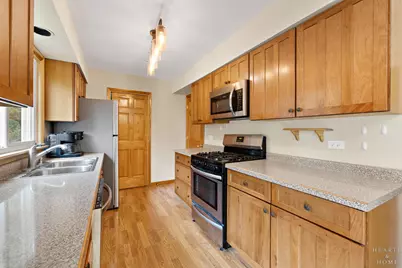 506 Old Hunt Road, Fox River Grove, IL 60021 - Photo 11