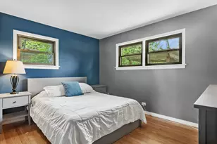 327 W Hawley St, Mundelein, IL 60060 - Photo 9