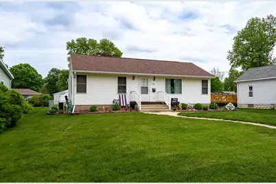 820 S Locust Street, Pontiac, IL 61764 - Photo 21
