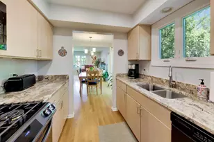 882 Poplar Ln, Deerfield, IL 60015 - Photo 11