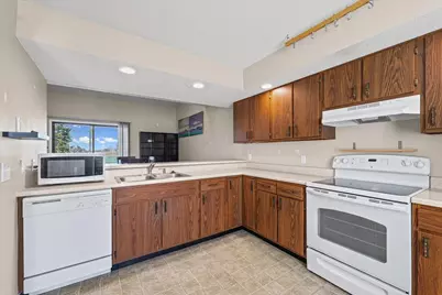 2515 Clayton Boulevard, Champaign, IL 61822 - Photo 9