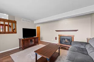 2515 Clayton Blvd, Champaign, IL 61822 - Photo 5