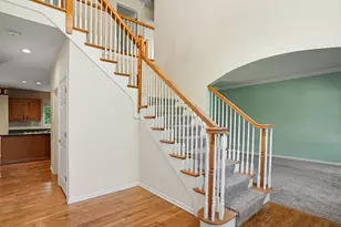 205 Willowwood Dr, Oswego, IL 60543 - Photo 3