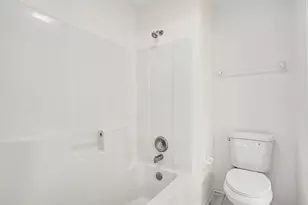 205 Willowwood Dr, Oswego, IL 60543 - Photo 21