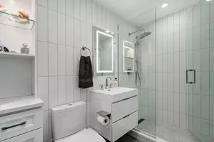 400 E Randolph St, Chicago, IL 60601 - Photo 19