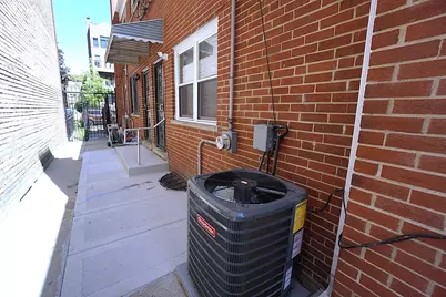 6122 N Winthrop Avenue #B, Chicago, IL 60660 - Photo 3