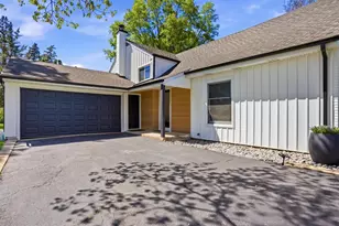 1917 E Cholo Ln, Mount Prospect, IL 60056 - Photo 3