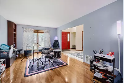 1721 Dorchester Avenue, Algonquin, IL 60102 - Photo 13