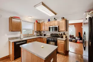 1721 Dorchester Ave, Algonquin, IL 60102 - Photo 7