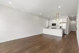420 E 50th Pl, Chicago, IL 60615 - Photo 7