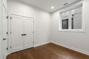 420 E 50th Pl, Chicago, IL 60615 - Photo 11