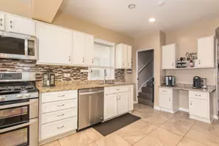 6461 W Raven St, Chicago, IL 60631 - Photo 9