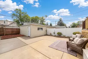 6461 W Raven St, Chicago, IL 60631 - Photo 29