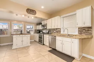6461 W Raven St, Chicago, IL 60631 - Photo 7