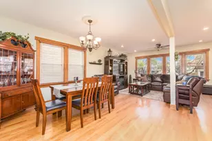 6461 W Raven St, Chicago, IL 60631 - Photo 5