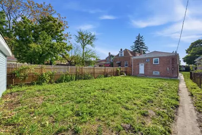 8243 S Wabash Avenue, Chicago, IL 60619 - Photo 23