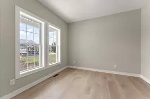 1201 Ridge Creek Rd, Savoy, IL 61874 - Photo 5