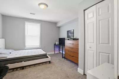 3202 W 67th Street, Davenport, IA 52806 - Photo 9