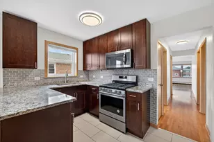 8312 W Summerdale Ave, Chicago, IL 60656 - Photo 13