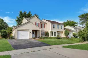 1161 Regent Dr, Mundelein, IL 60060 - Photo 3