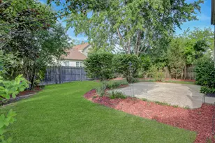 1161 Regent Dr, Mundelein, IL 60060 - Photo 35