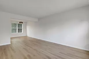 1161 Regent Dr, Mundelein, IL 60060 - Photo 13