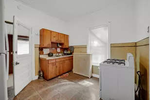 700 W 82nd St, Chicago, IL 60620 - Photo 11