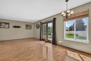 667 Harvest Dr, Bolingbrook, IL 60490 - Photo 9