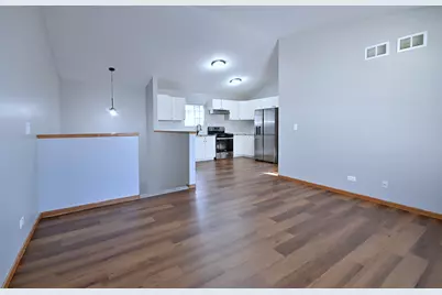 19 E Pineview Drive, Round Lake Park, IL 60073 - Photo 15