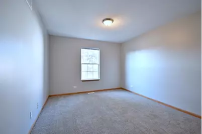 19 E Pineview Drive, Round Lake Park, IL 60073 - Photo 25