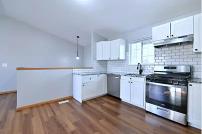 19 E Pineview Drive, Round Lake Park, IL 60073 - Photo 21