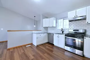19 E Pineview Dr, Round Lake Park, IL 60073 - Photo 21