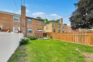 7530 W Devon Ave, Chicago, IL 60631 - Photo 25