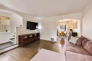 7530 W Devon Ave, Chicago, IL 60631 - Photo 5