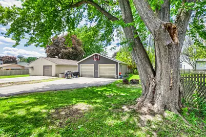 225 N May Street, Hinckley, IL 60520 - Photo 19