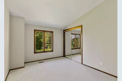7211 Oakwood Lane, Crystal Lake, IL 60012 - Photo 27