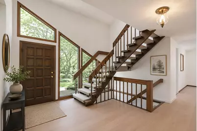 7211 Oakwood Lane, Crystal Lake, IL 60012 - Photo 5
