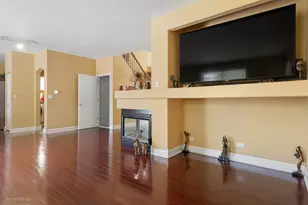 1195 Masters Pkwy, Aurora, IL 60506 - Photo 5