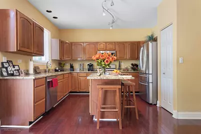 1195 Masters Parkway, Aurora, IL 60506 - Photo 9