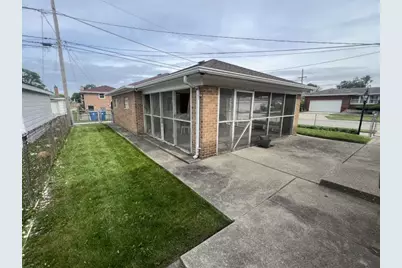 419 Luella Avenue, Calumet City, IL 60409 - Photo 9