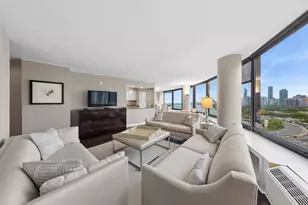 155 N Harbor Dr, Chicago, IL 60601 - Photo 3