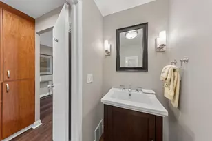 155 N Harbor Dr, Chicago, IL 60601 - Photo 13