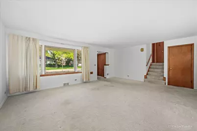 630 S Grant Avenue, Villa Park, IL 60181 - Photo 5