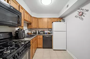 5200 Carriageway Dr, Rolling Meadows, IL 60008 - Photo 7