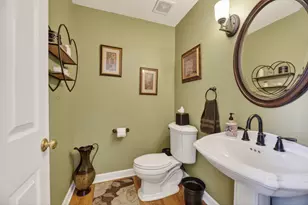 4N918 W Woods Dr, Saint Charles, IL 60175 - Photo 17