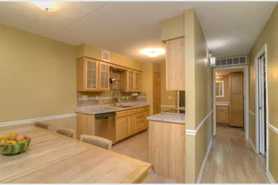 523 Timber Ridge Drive #204, Carol Stream, IL 60188 - Photo 7