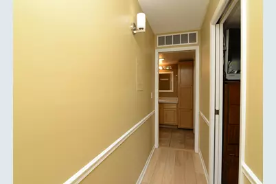 523 Timber Ridge Drive #204, Carol Stream, IL 60188 - Photo 11