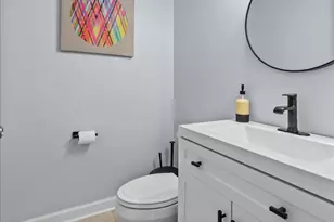 680 N Green St, Chicago, IL 60642 - Photo 11
