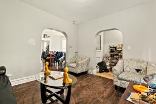 32 W 110th Pl, Chicago, IL 60628 - Photo 3