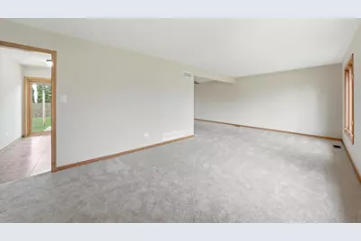10 Joyce Court, Crete, IL 60417 - Photo 5